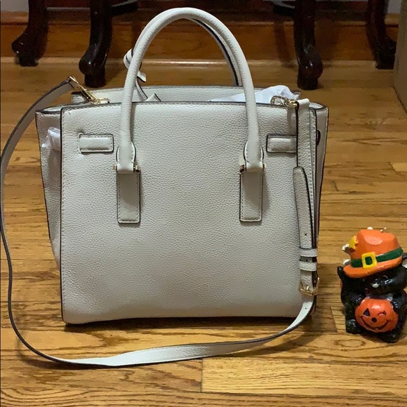 Michael Kors Bag - Picture 2 of 6